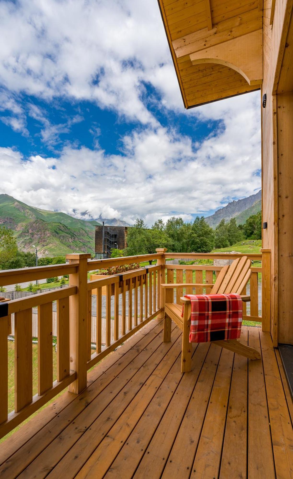 1740 Boutique Hotel Kazbegi Zewnętrze zdjęcie